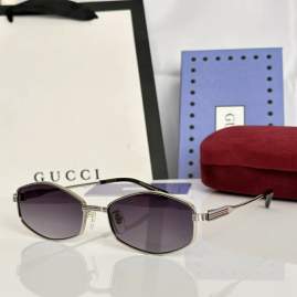 Picture of Gucci Sunglasses _SKUfw79339057fw